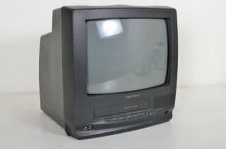 Quasar 13” Tv Vhs Vcr Combo Recorder Vv - 1309 Retro Gaming Vintage