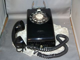 Vintage Bell System Western Electric Black Rotary Wall Phone 554