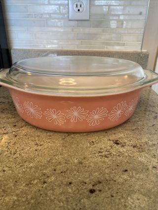 Vintage Pyrex " Pink Daisy " 045 2.  5qt Casserole Dish With Lid - Euc
