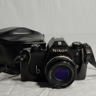 Vintage Nikon Em 35mm Slr Film Camera With 50mm 1.  8 Lens & Black Leather Case