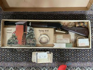 Vintage Daisy Indoor Skeet Trap Shoot Cork Ball Gun 894 Winchester 94 -