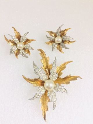 Vintage Jomaz Faux Pearl And Rhinestones Brooch And Earrings Set