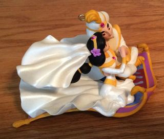 Hallmark Ornament Disney’s Jasmine & Aladdin “aladdin And The King Of Thieves”