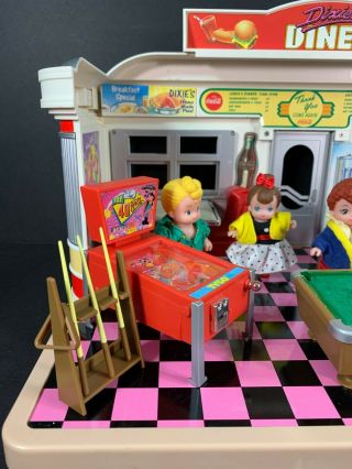 Vintage 1988 Tyco DIXIES DINER Deluxe Furnished 1950s PLAYSET w/ Boxes / Figures 4