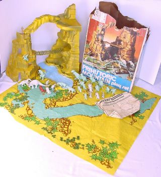 1975 Marx Prehistoric Mountain Play Set W Cave Man & Dinosaurs Boxed