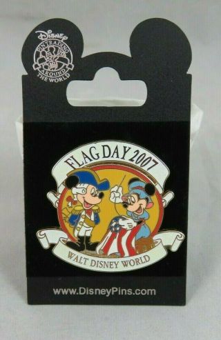 Walt Disney World Pin - Flag Day 2007 - Mickey And Minnie Mouse - Patriotic