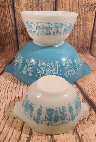 Vintage Pyrex Blue Amish Buttermilk Bowls 444,  402,  441 Cinderella Blue White