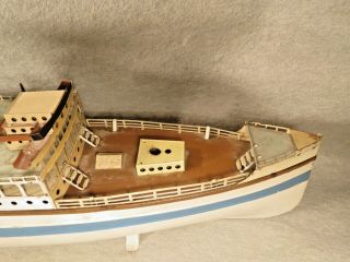 Fleischmann windup toy Ocean Liner cruise ship,  paint and decal 4