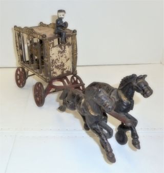 Hubley Cast Iron Royal Circus Wagon With Horses,  Tiger,  And Man