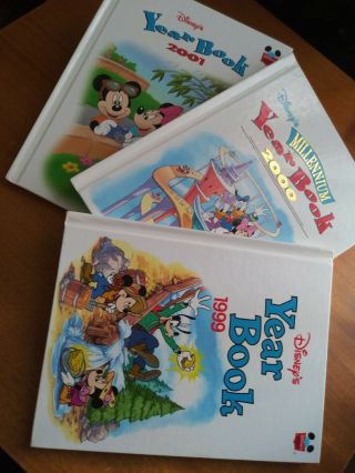 Disney Year Book 1999—2001