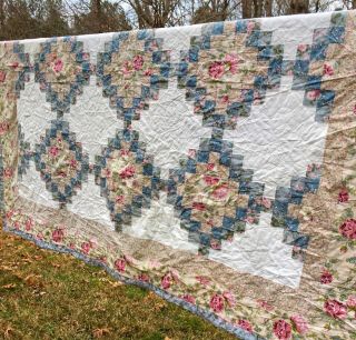 Vintage Hand Quilted County Cottage Patchwork Quilt Full/ Queen 82” X 98”