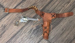 Vintage Mattel Fanner Shootin Shell Toy Cap Gun With Holster And Belt And Ammo