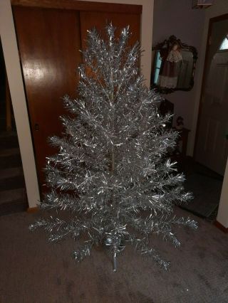 Vintage 6 Foot Aluminum Christmas Tree With Stand
