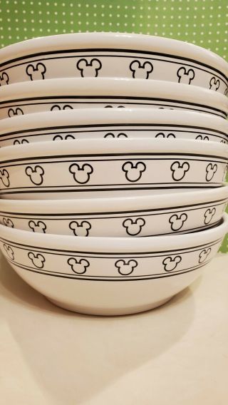 Disney Black & White Mickey Mouse Soup Salad Cereal Bowls (set Of 6)
