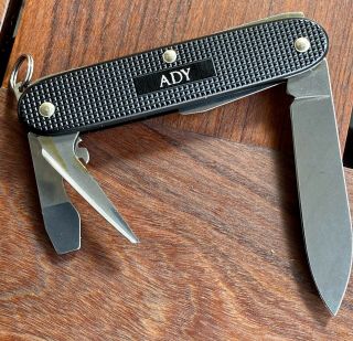 Victorinox Swiss Army Pocket Knife 54968 Pioneer Black Ss Monogram Ady Box