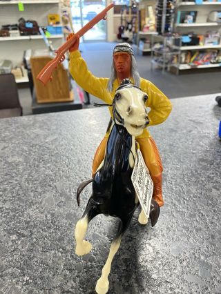 Vintage Hartland Cochise and Horse Figures 2