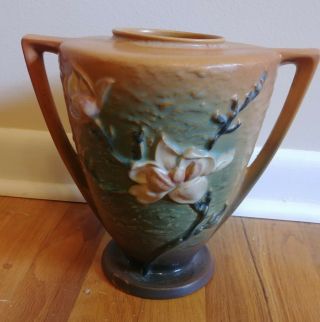 Vintage Brown Roseville 94 - 9 - 9 " Magnolia Pat.  Vase