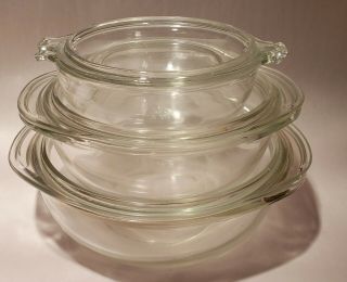 Set Of 3 Vintage Pyrex Casserole Dishes 23,  22,  & 19.  All With Correct Lids
