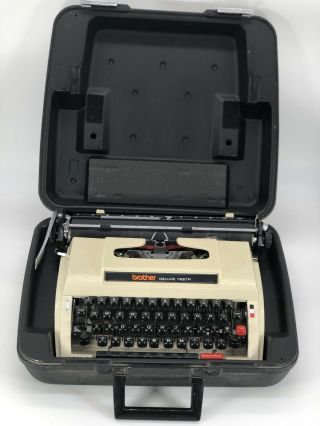Vintage Brother Deluxe 762tr Typewriter With Case