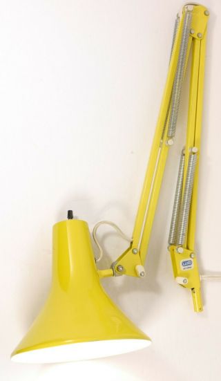 Vtg Luxo Activist Yellow Articulated Architect Drafting Desk Lamp Light No Clamp