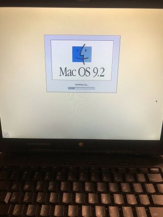 Functional Vintage PowerBook G3 (late 1998) with Mac OS 9.  2.  2 and apps/games 2