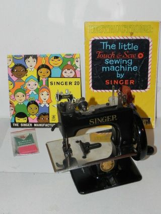Singer Black Toy Sewing Machine Model 20 With Paperwork