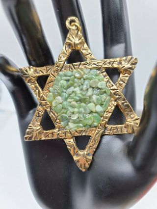 Vintage Jewish Judaica Pendant Star Of David Necklace Green Gemstone Chips