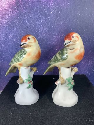 Vintage Mottahedeh Porcelain Saffron Finch Bird Figurines Italy