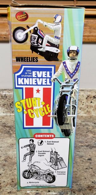 The Wind - up and go Extreme Evel Knievel Stunt Cycle with Energizer Launc 2