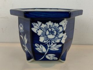 Vintage Takahashi San Francisco Hand Painted Porcelain Blue And White Floral Pla