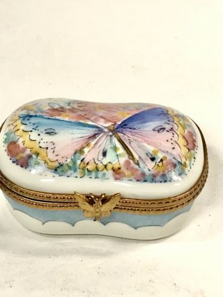 Vintage Limoges Hand Painted Butterfly Box With Butterfly Clasp