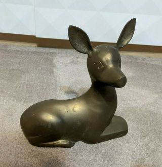 Vtg Large Mid Century Brass Deer Doe Fawn Sitting Reclining Seated Sculpture 9 "