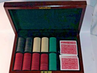 Vintage Games Poker Chip Set In Wood Case " Itt 75 Yrs ",  Classy
