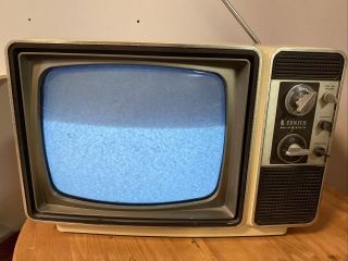 Zenith Vintage 60s - 70s Portable Tv Solid State B&w Television K121f