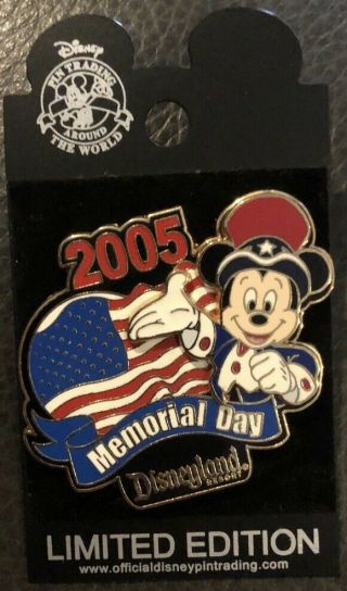 Dlr Disney Mickey Mouse Memorial Day American Flag Limited Edition Pin 2005