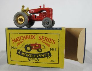 1954 - 60 Moko Lesney Matchbox No 4 Red Tractor W/grey Wheels Orig B2 Box Yqz