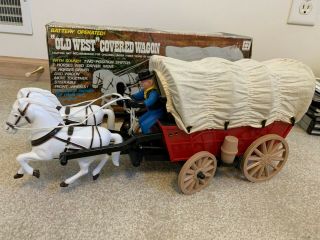 Universal Old West Covered Wagon Battery Operated Toy Box Cowboy Horse