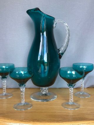 Vintage Teal Blue Glass Mid Century Pitcher & 4 Wines Twisted Stems/handle Mcm