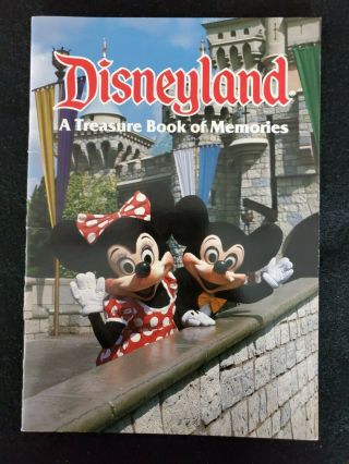 Disneyland A Treasure Book Of Memories Book - Third 1989.