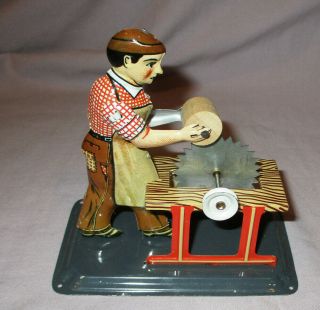 VINTAGE ARNOLD TIN LITHO TOY - WOOD WORKER - WEST GERMANY 2