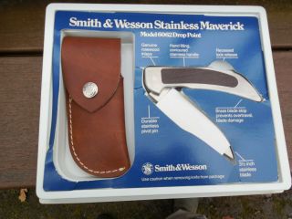 Smith & Wesson Maverick Knife - Model 6062 - Drop Point - Folder -