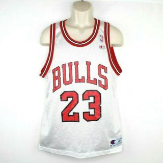 Vintage Champion White Michael Jordan Chicago Bulls 23 Jersey 40