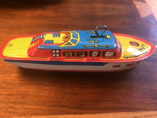 Vintage J.  Chein & Co.  Made In U.  S.  A.  Tin Wind Up Boat.  Great Color