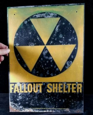 Vintage 1960s Dod Issue Civil Defense Fallout Shelter Tin Sign 14 " X10 "
