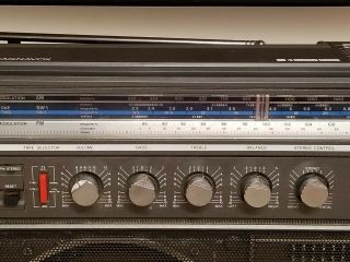 Vintage MAGNAVOX D8443 Power Player Stereo Cassette Boombox Ghetto Blaster - Read 3