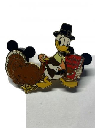 Authentic Disney Pin 17164 Dlr Cast Exclusive Thanksgiving Donald Turkey