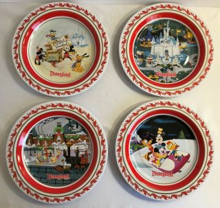 Disneyland Resort Christmas Holiday Tin Plates Set Of 4 In Collectible Tin 2007