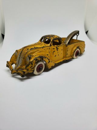 Vintage Hubley Cast Iron Tow Truck Wrecker 2220 Yellow 5 - 1/2 "