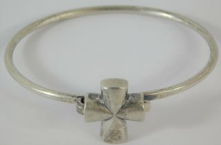 Vtg James Avery Retired Sterling Silver St Teresa Cross Hook Bangle Bracelet