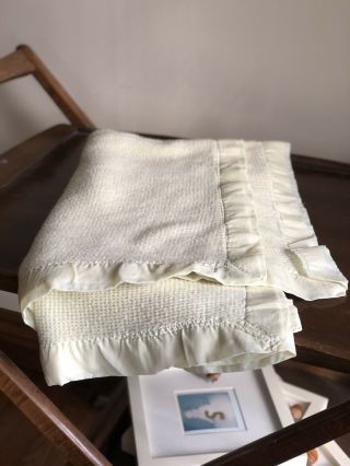 Baby Morgan Vintage Yellow Crib Blanket Acrylic Satin Trim Flaws
